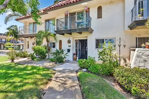 3232 Loma Riviera Dr, San Diego, CA 92110
