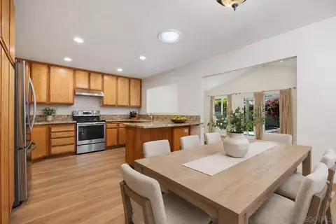 Dining - 140 Five Crowns Way, Encinitas, CA 92024 photo 1 of 2