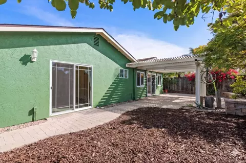 Exterior - 140 Five Crowns Way, Encinitas, CA 92024 photo 4 of 6