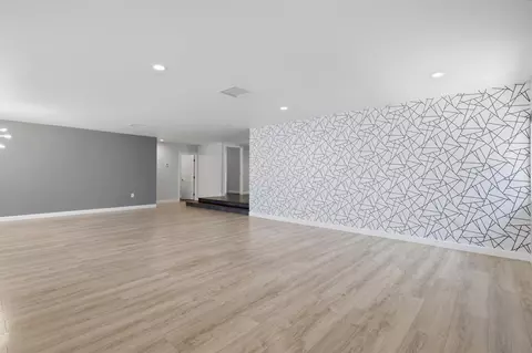 Living - 907 Seph Way, Escondido, CA 92027 photo 3 of 10