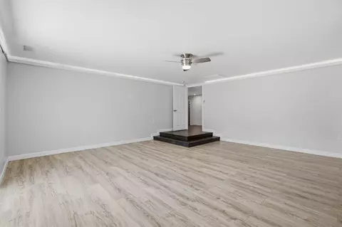 Living - 907 Seph Way, Escondido, CA 92027 photo 8 of 10