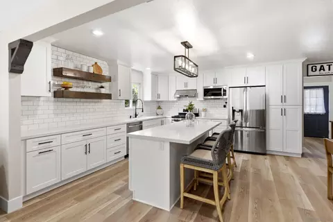 11366 Camarosa Cir, San Diego, CA 92126