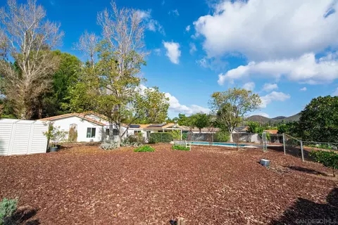 Exterior - 14105 Durhullen Dr, Poway, CA 92064 photo 6 of 8