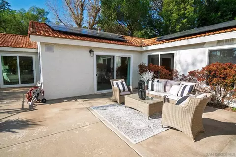 Exterior - 14105 Durhullen Dr, Poway, CA 92064 photo 4 of 8