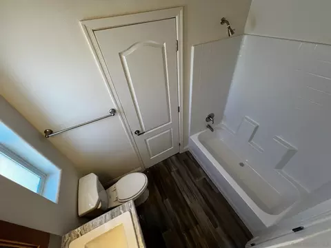 Bath - 8975 Lamar St, Spring Valley, CA 91977 photo 2 of 7