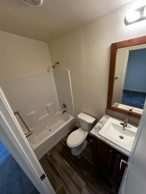 Bath - 8975 Lamar St, Spring Valley, CA 91977 photo 3 of 7