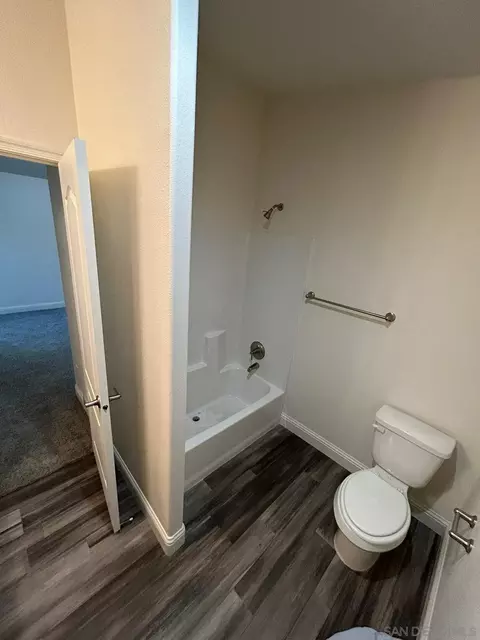 Bath - 8975 Lamar St, Spring Valley, CA 91977 photo 6 of 7