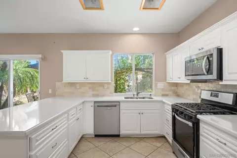 Kitchen - 1020 Cima Dr, San Marcos, CA 92078 photo 2 of 5