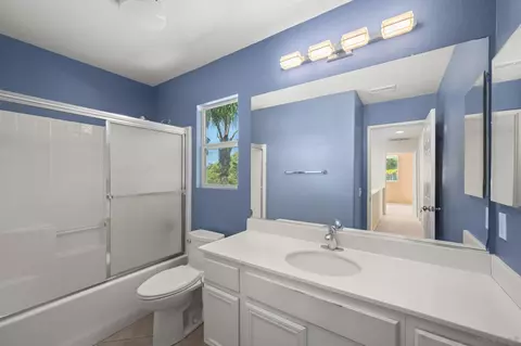 Bath - 1020 Cima Dr, San Marcos, CA 92078 photo 2 of 4