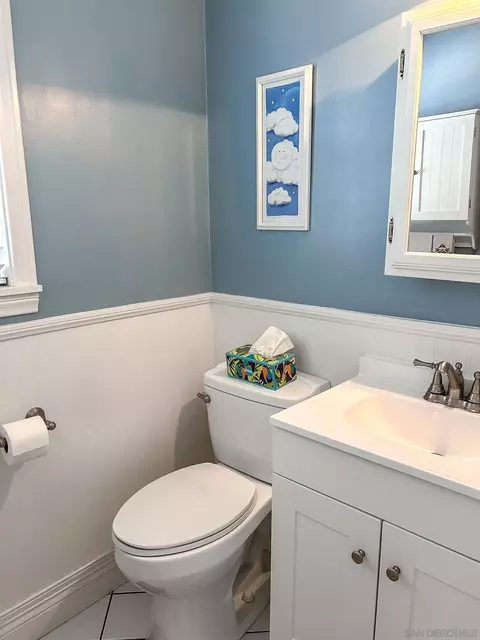 Bath - 13238 Beechtree St, Lakeside, CA 92040 photo 1 of 5