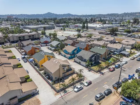 445-523 Hart Dr, El Cajon, CA 92021