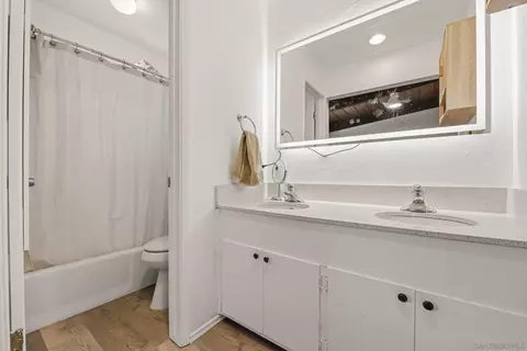 Bath - 395 San Roque, Escondido, CA 92025 photo 2 of 2
