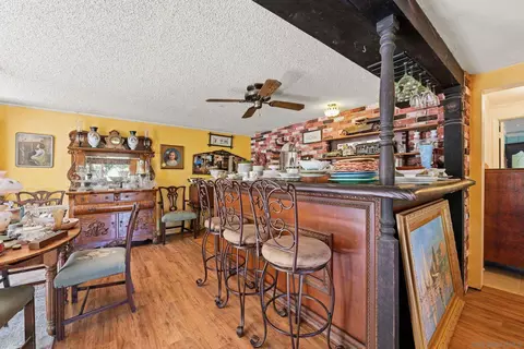 Dining - 395 San Roque, Escondido, CA 92025 photo 3 of 4