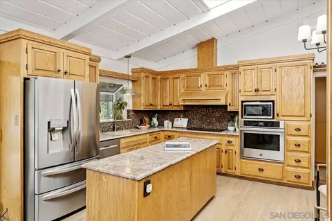 Kitchen - 877 Montview Dr, Escondido, CA 92025 photo 2 of 6