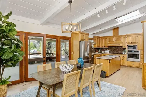 Dining - 877 Montview Dr, Escondido, CA 92025 photo 2 of 2