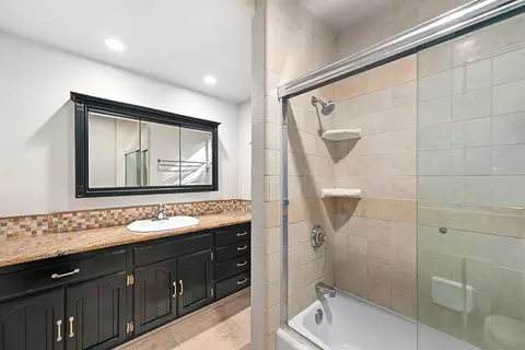 Bath - 9219 Inverness Rd, Santee, CA 92071 photo 6 of 6