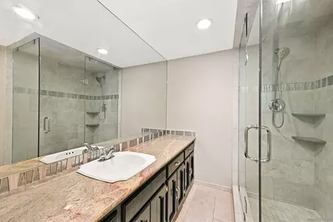 Bath - 9219 Inverness Rd, Santee, CA 92071 photo 1 of 6