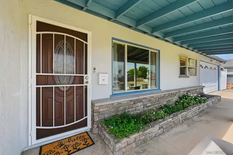 Exterior - 936 Spinel Ave, El Cajon, CA 92021 photo 4 of 15