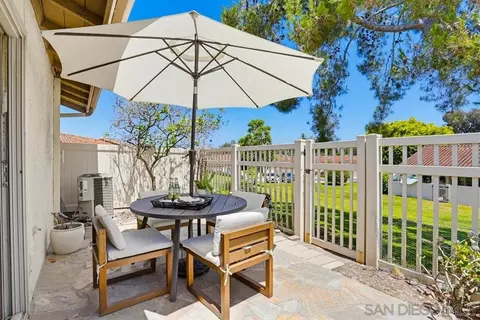 1730 Pleasantdale Dr, Encinitas, CA 92024