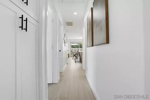 Entry Way - 1730 Pleasantdale Dr, Encinitas, CA 92024 photo 2 of 2