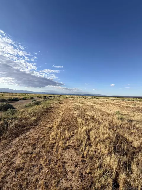 229-112 06-5 0 #44, California City, CA 93505