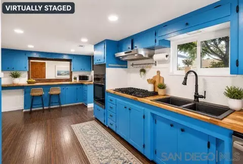 9026 Lemon St, Spring Valley, CA 91977 photo 2