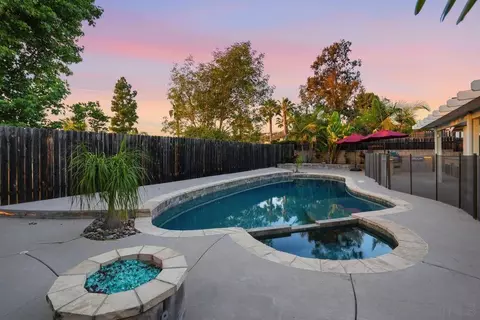 Exterior - 3022 Azahar Ct, Carlsbad, CA 92009 photo 4 of 6