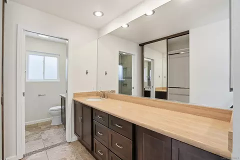 Bath - 3022 Azahar Ct, Carlsbad, CA 92009 photo 1 of 4