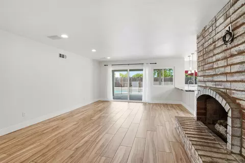 Living - 3022 Azahar Ct, Carlsbad, CA 92009 photo 4 of 8
