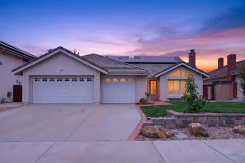 45730 Hopactong, Temecula, CA 92592