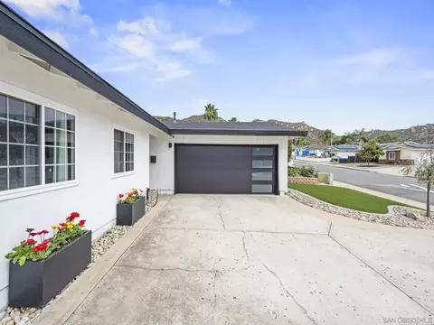 Exterior - 10252 Santana St, Santee, CA 92071 photo 1 of 10
