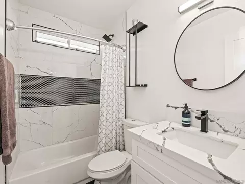 Bath - 10252 Santana St, Santee, CA 92071 photo 1 of 3