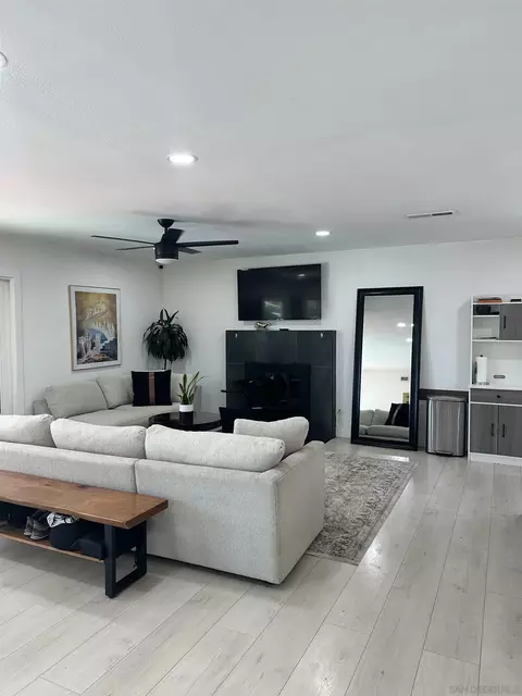 Living - 10252 Santana St, Santee, CA 92071 photo 4 of 4