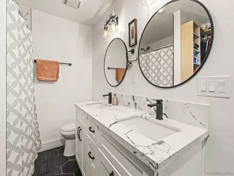Bath - 10252 Santana St, Santee, CA 92071 photo 2 of 3