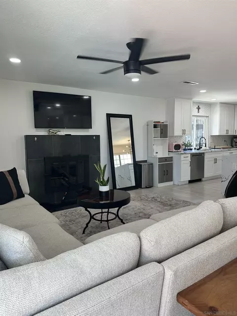 Living - 10252 Santana St, Santee, CA 92071 photo 3 of 4