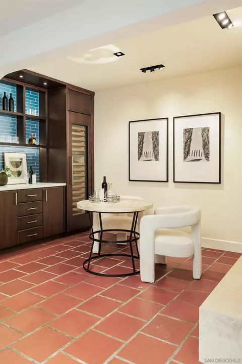 Dining - 2065 Soledad Ave, La Jolla, CA 92037 photo 4 of 5
