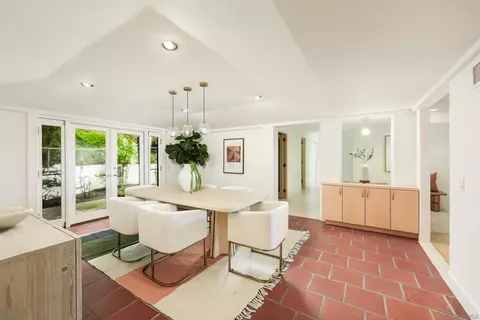 Dining - 2065 Soledad Ave, La Jolla, CA 92037 photo 3 of 5