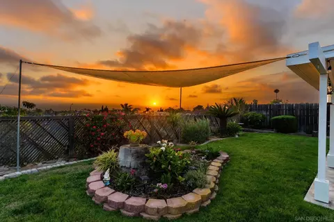 1238 Waxwing Ln, Chula Vista, CA 91911