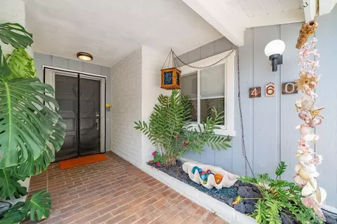 Entry Way - 460 Rancho Camino, Fallbrook, CA 92028 photo 1 of 2