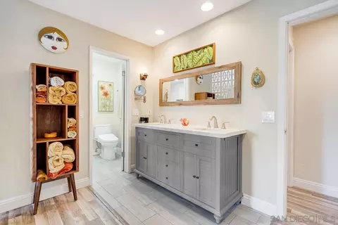 Bath - 460 Rancho Camino, Fallbrook, CA 92028 photo 3 of 6