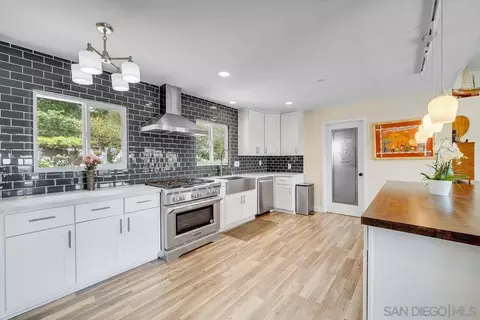 Kitchen - 460 Rancho Camino, Fallbrook, CA 92028 photo 1 of 4