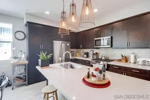 Kitchen - 2092 Tango Loop #2, Chula Vista, CA 91915 photo 2 of 4