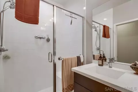 Bath - 2092 Tango Loop #2, Chula Vista, CA 91915 photo 3 of 3