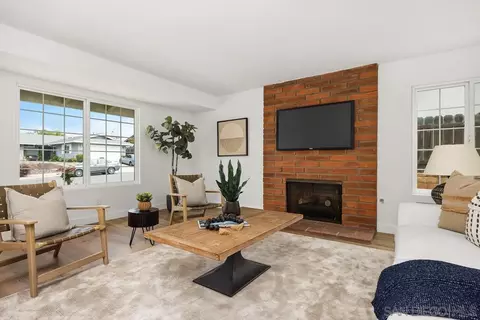 Living - 729 Kimball St, Escondido, CA 92027 photo 2 of 3