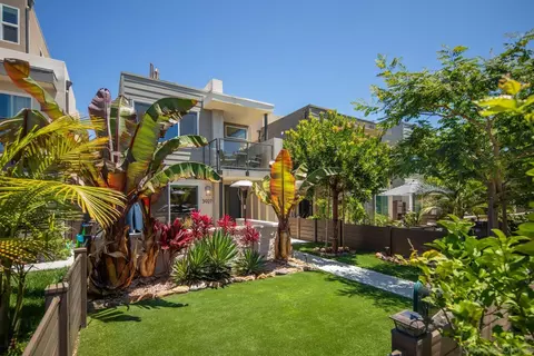 3927 Shasta St, San Diego, CA 92109