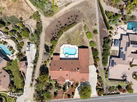 View/Area - 17648 Valle Verde Rd, Poway, CA 92064 photo 3 of 4
