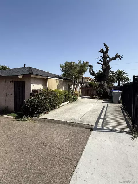 3103-3105 Central, San Diego, CA 92105