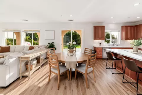 Dining - 44297 Marcelina Ct, Temecula, CA 92592 photo 1 of 2