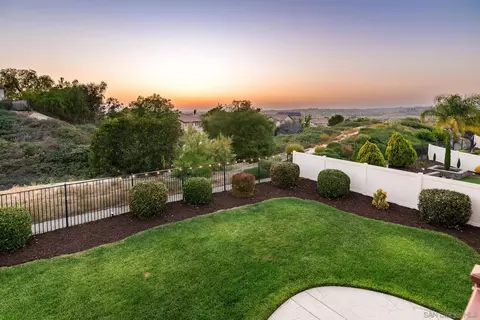 Exterior - 44297 Marcelina Ct, Temecula, CA 92592 photo 3 of 7