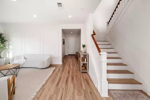 Entry Way - 44297 Marcelina Ct, Temecula, CA 92592 photo 1 of 2